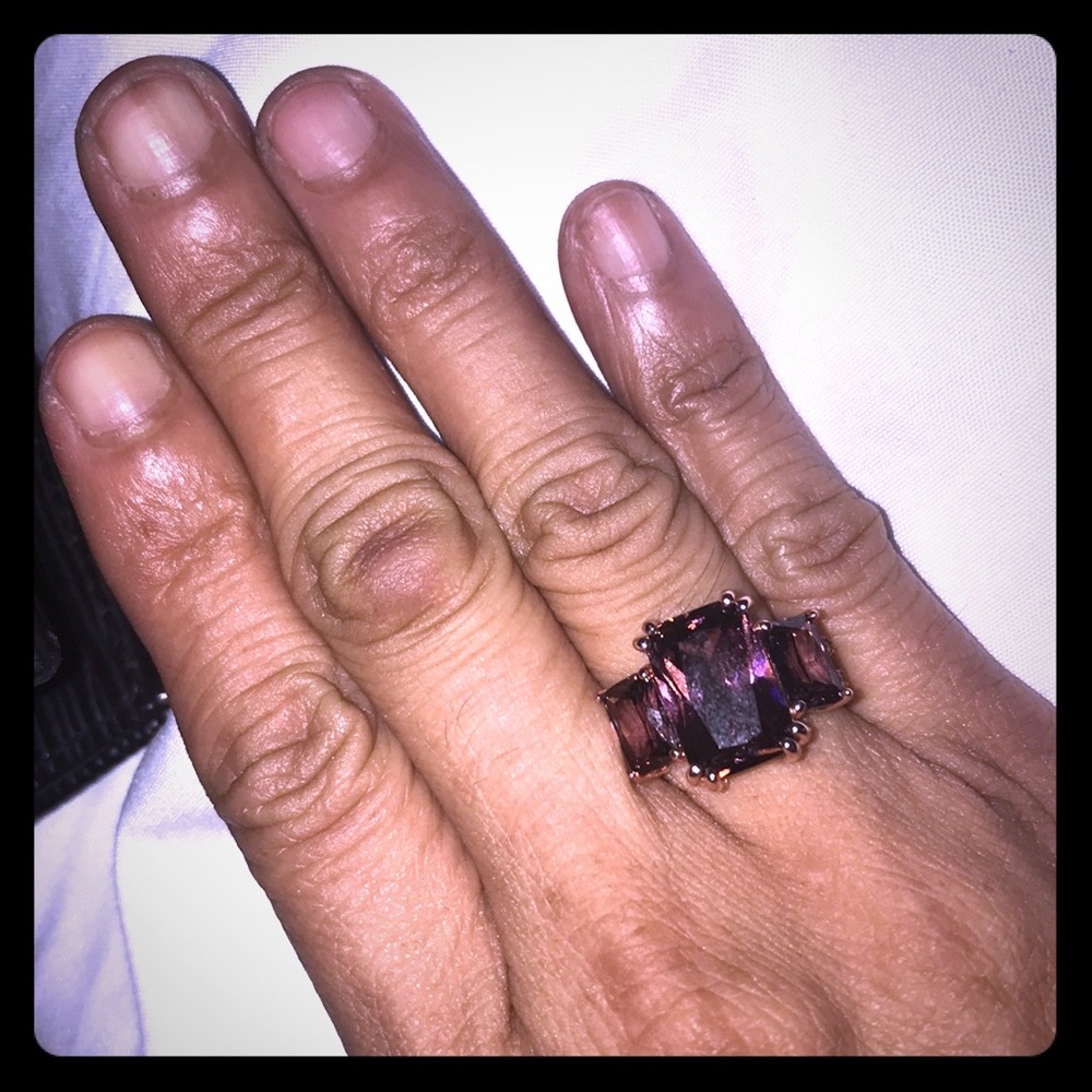 Blush 3 emerald stone ring